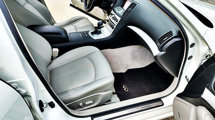2009 INFINITI G - $12,495