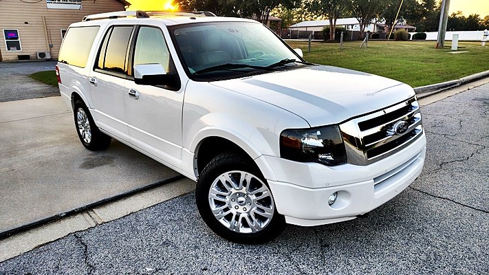 2012 Ford Expedition - $9,995