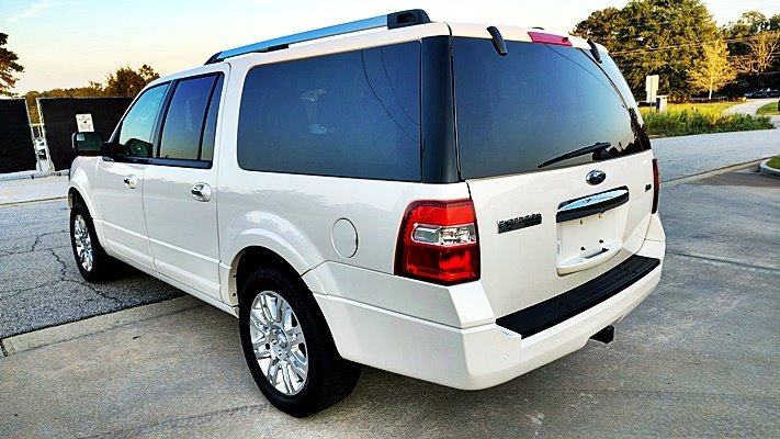 2012 Ford Expedition - $9,995