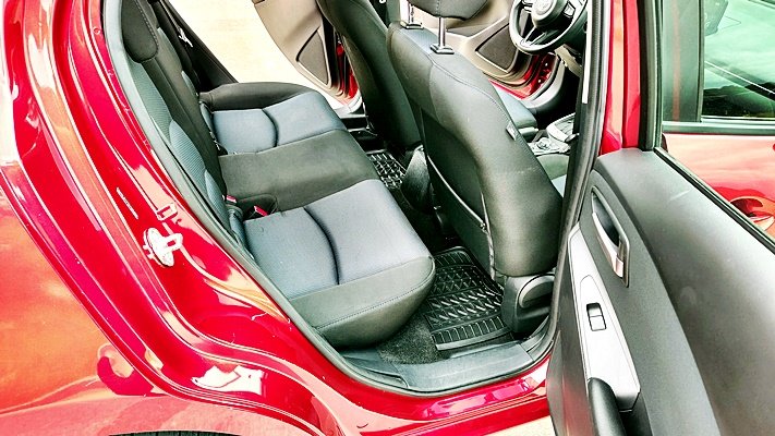2019 Toyota Yaris - $9,995