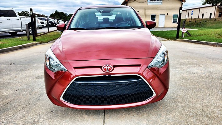 2019 Toyota Yaris - $9,995