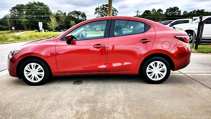 2019 Toyota Yaris - $9,995