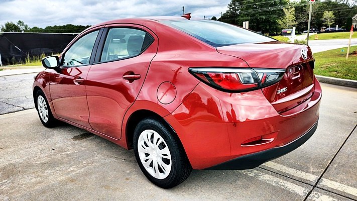 2019 Toyota Yaris - $9,995