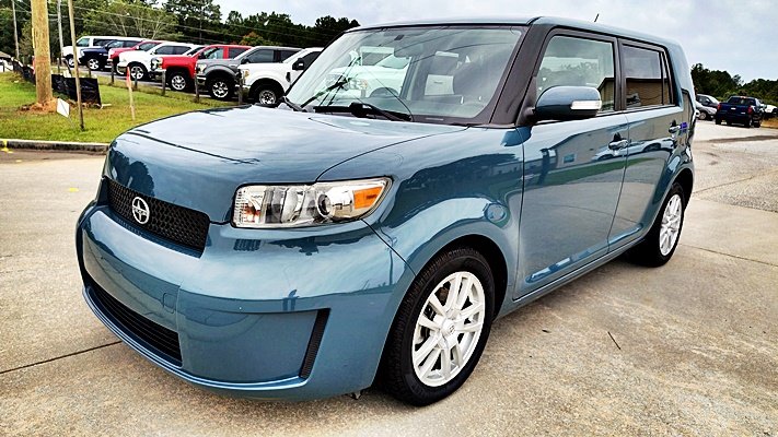 2008 Toyota Scion Xb - $5,995