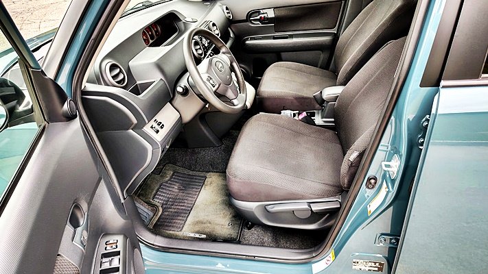 2008 Toyota Scion Xb - $5,995