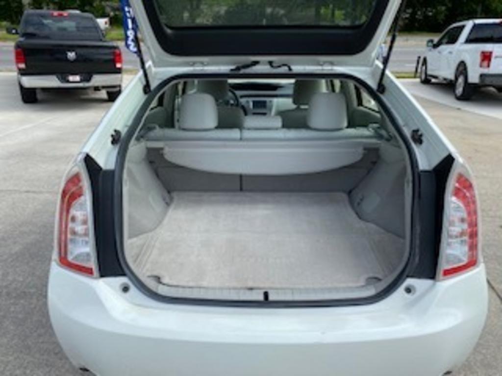 2014 Toyota Prius One photo