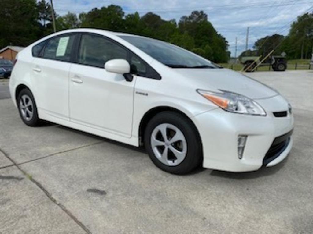 2014 Toyota Prius One photo