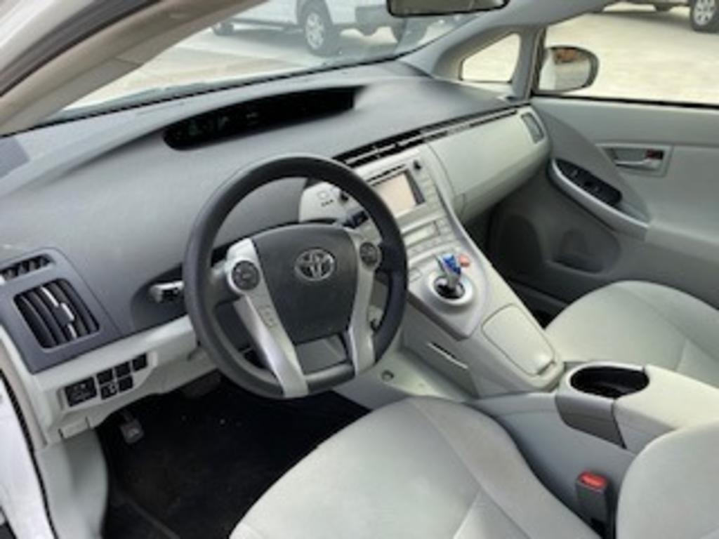 2014 Toyota Prius One photo