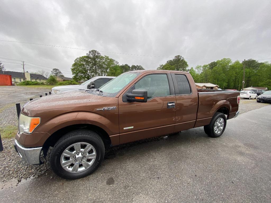 2011 Ford F-150 XLT photo