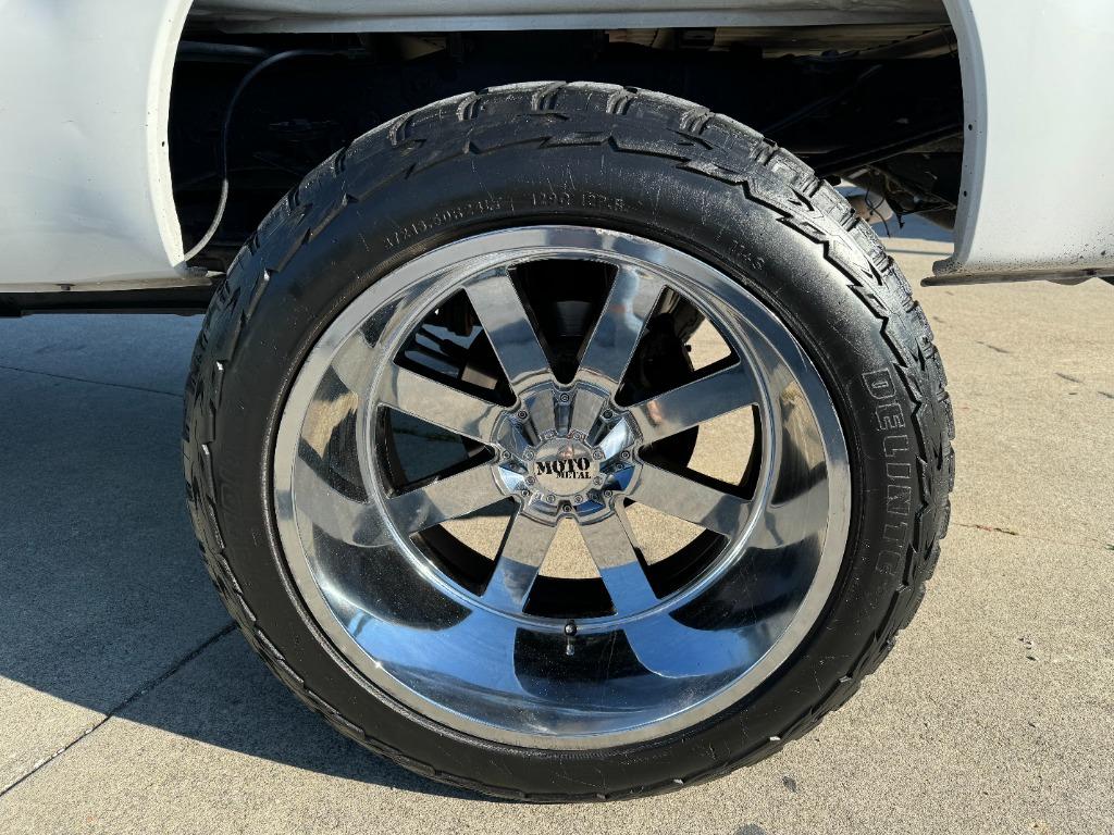 2015 Ford F-350 Super Duty - $23,995