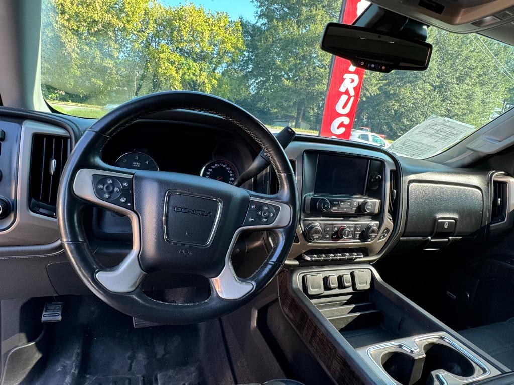2015 GMC Sierra 1500 Denali photo