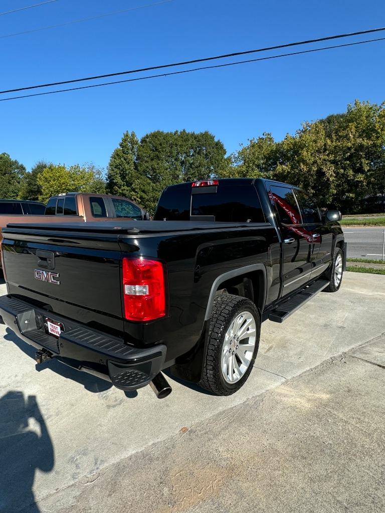 2015 GMC Sierra 1500 Denali photo