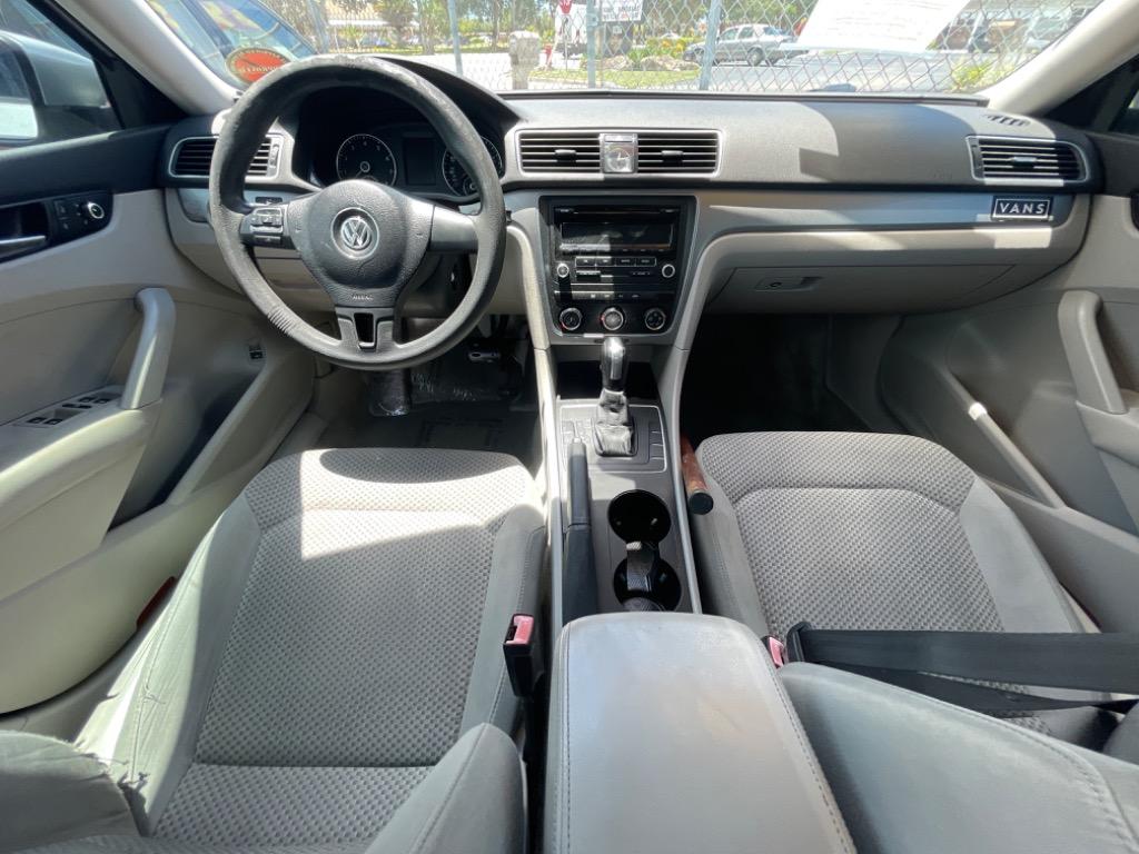 2013 Volkswagen Passat - $4,295