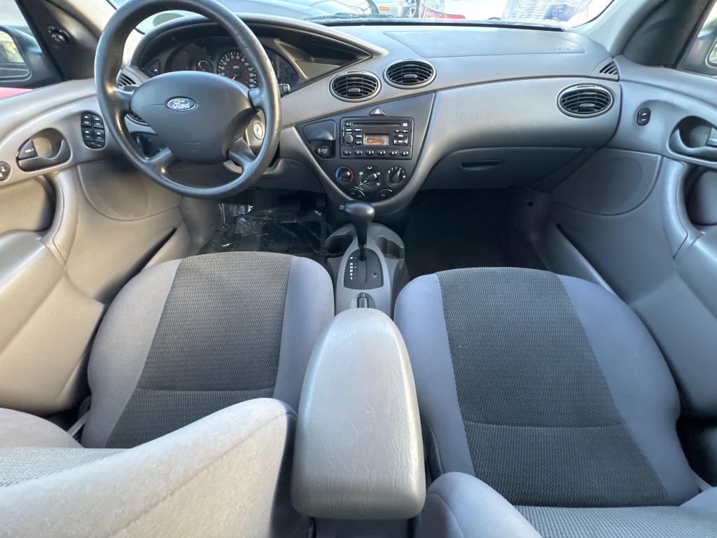 2004 Ford Focus SE photo