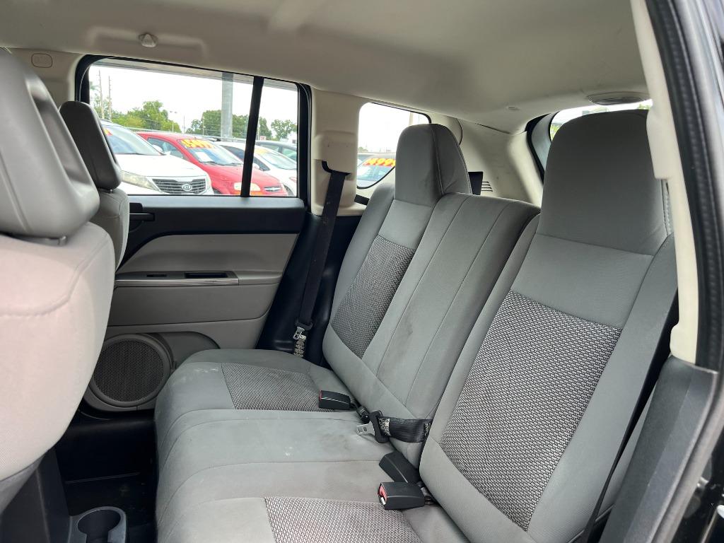 2007 Jeep Compass Sport photo