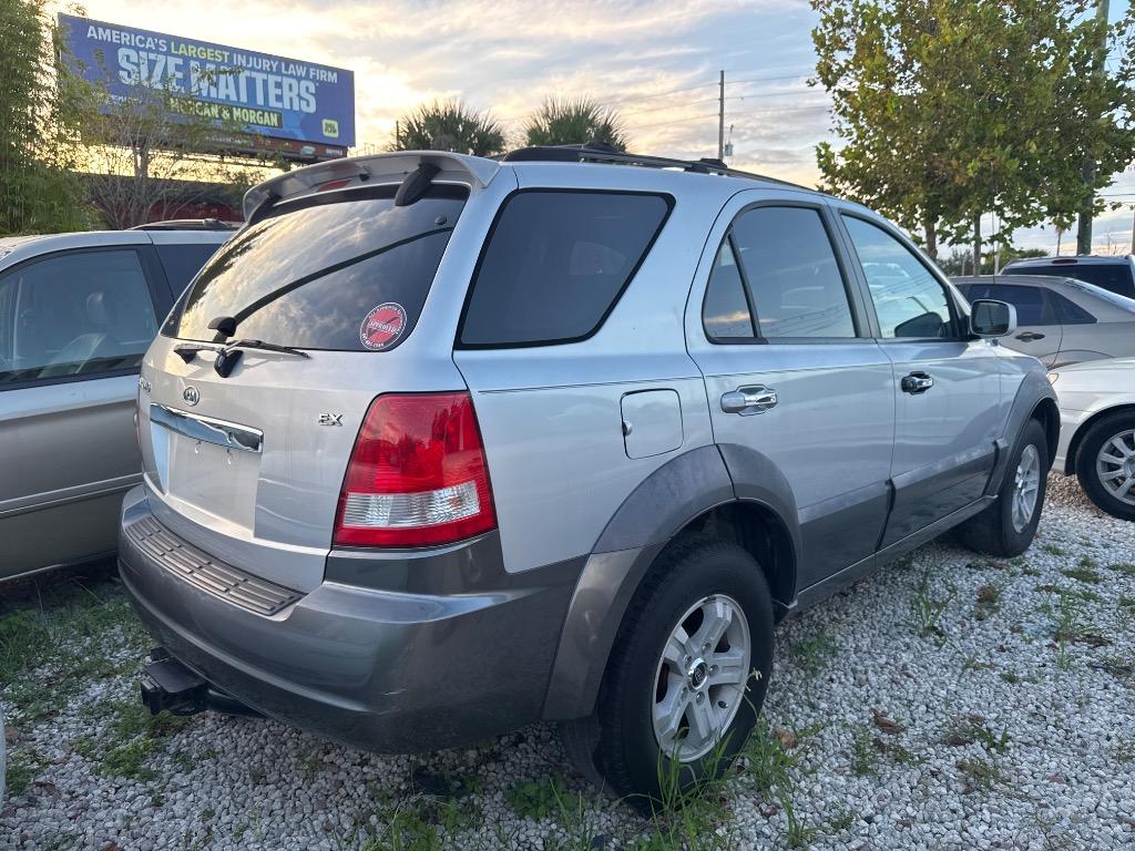 2004 Kia Sorento - $4,499