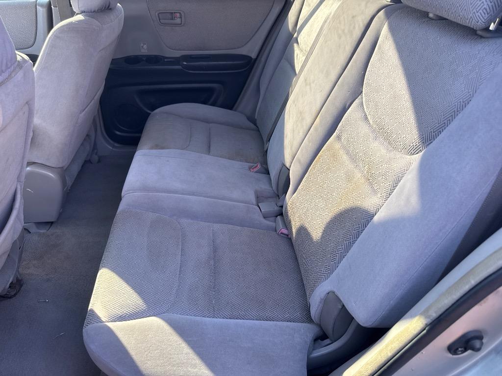 2001 Toyota Highlander - $2,999
