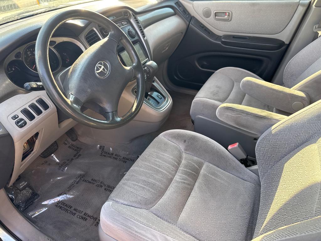 2001 Toyota Highlander - $2,999