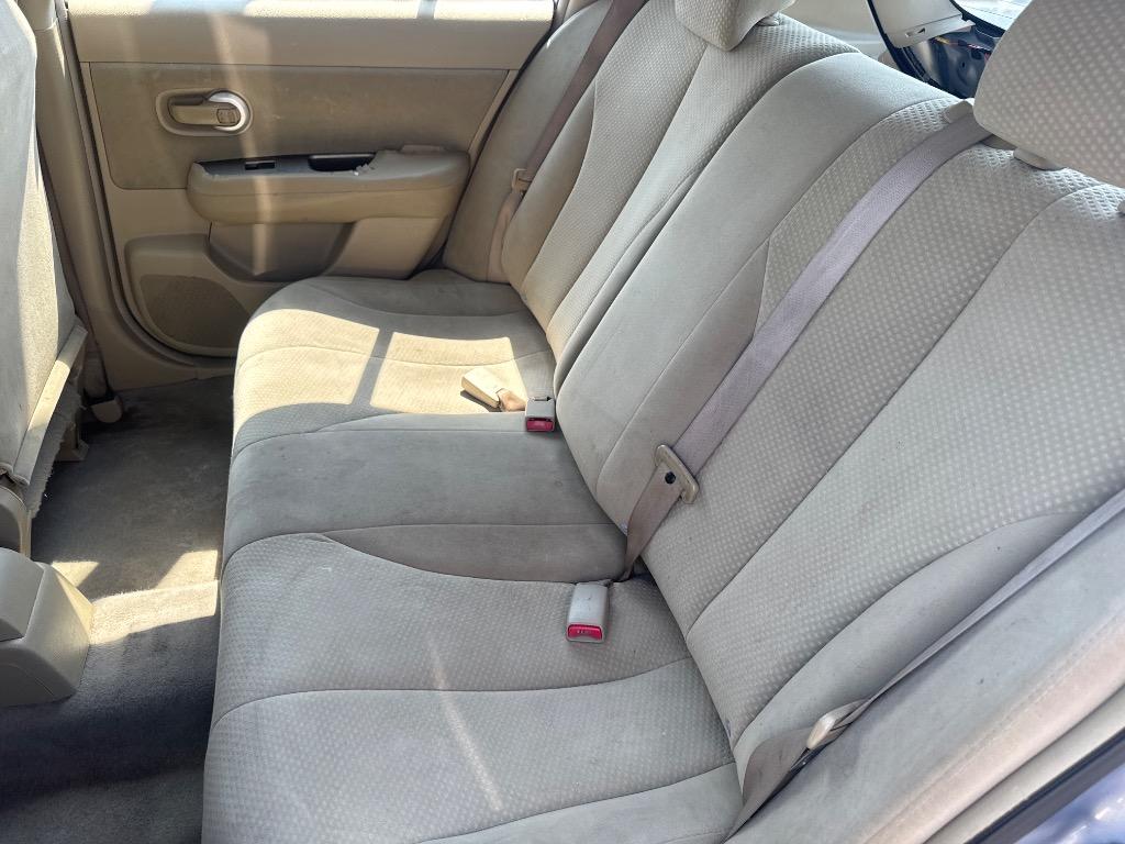 2010 Nissan Versa - $4,999
