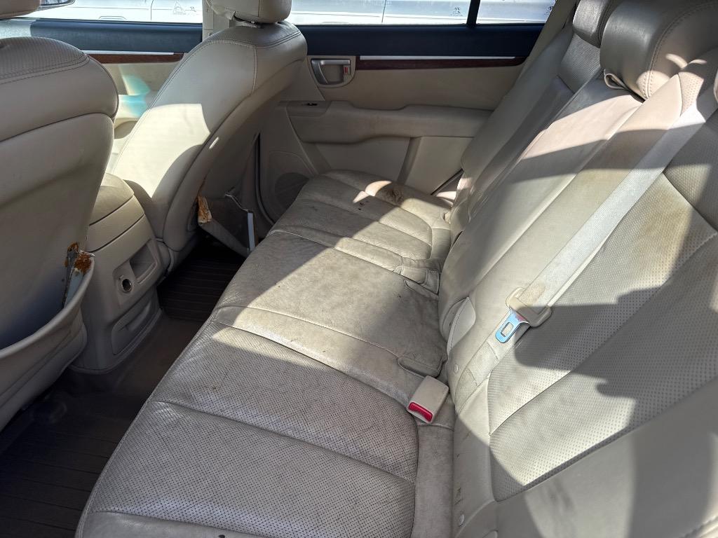 2007 Hyundai Santa Fe - $4,499