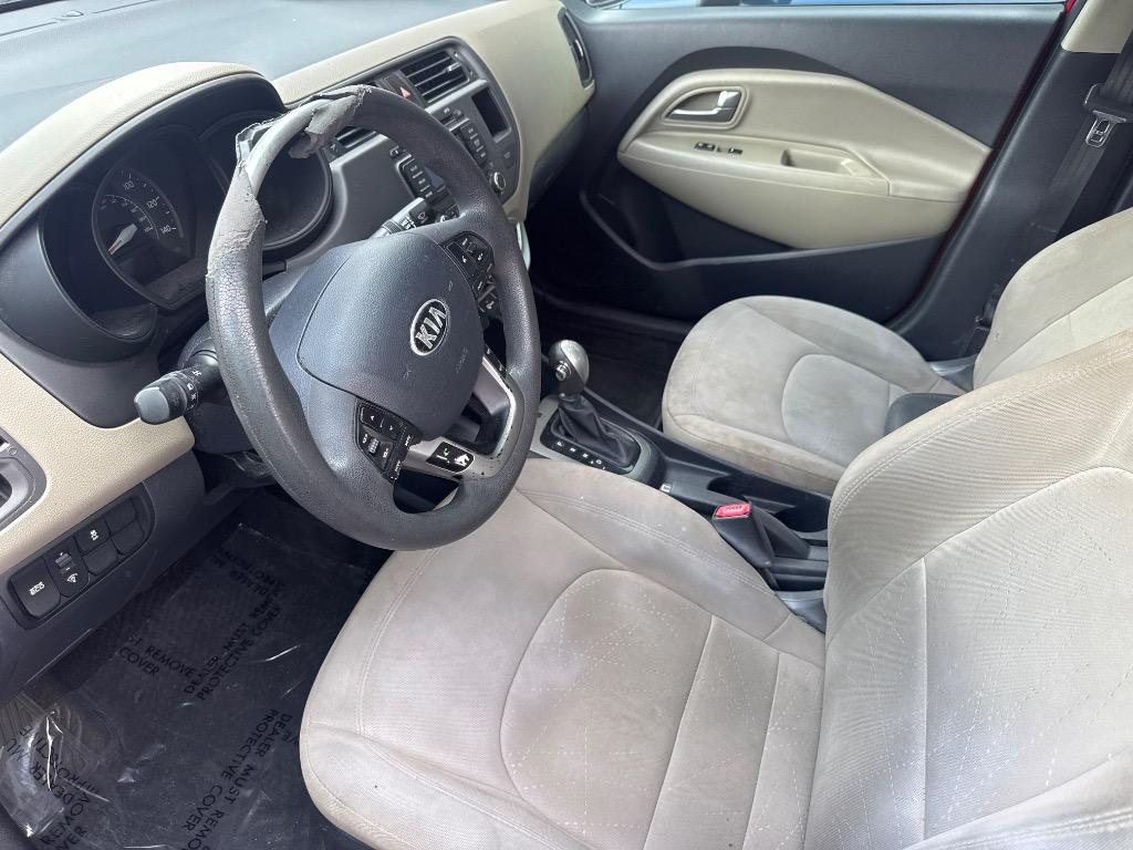 2015 Kia Rio - $3,999