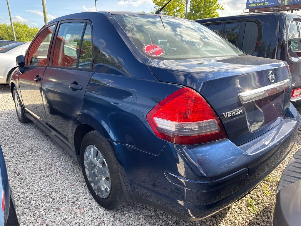 2011 Nissan Versa - $4,999