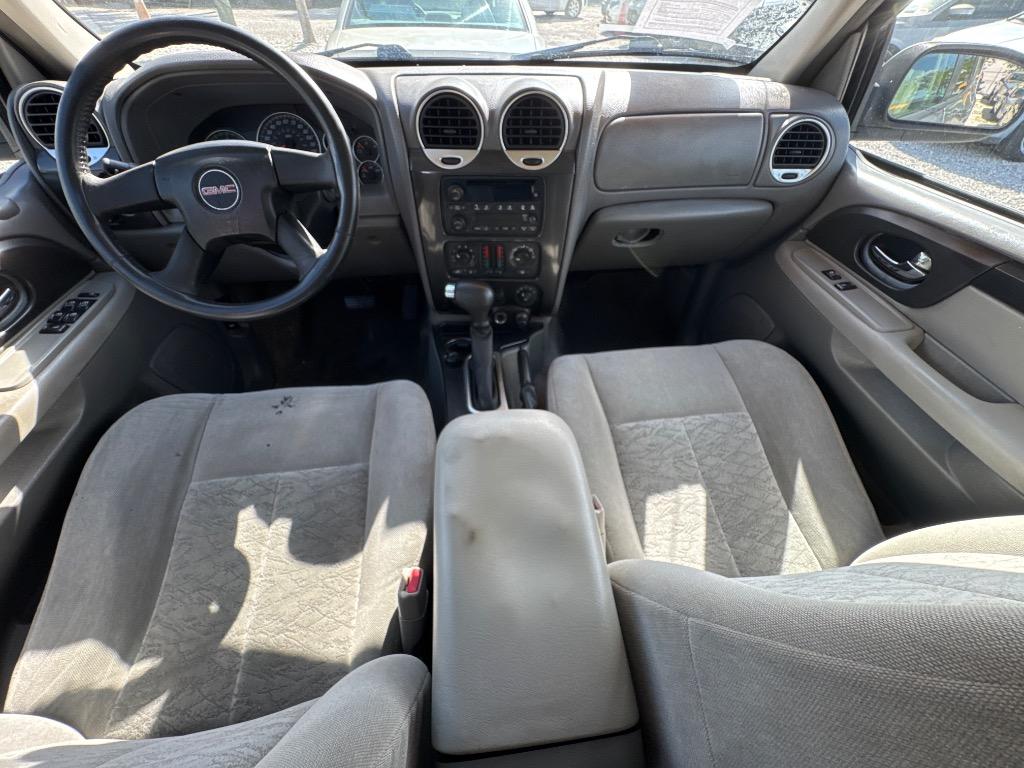 2005 GMC Envoy - $2,999