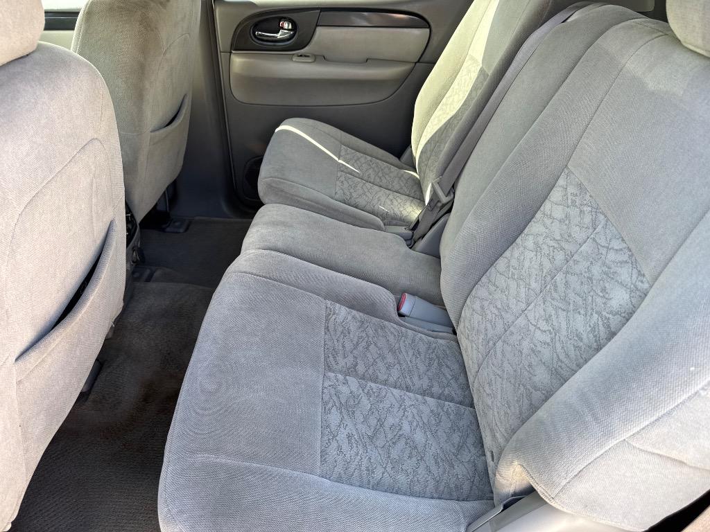 2005 GMC Envoy - $2,999