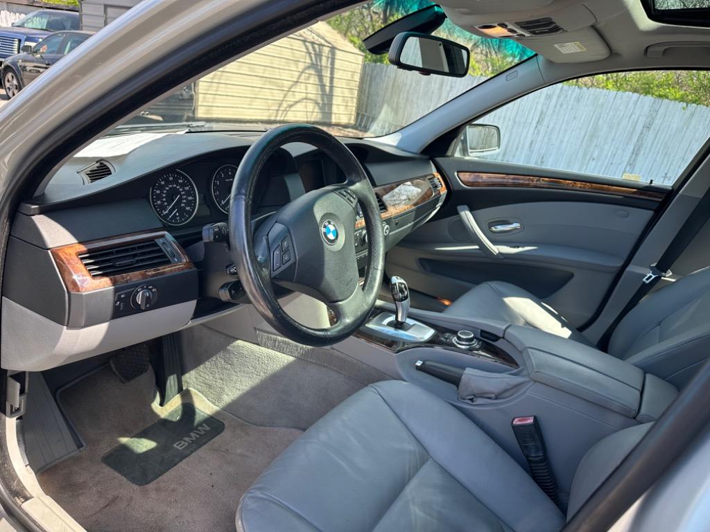 2009 BMW 528i