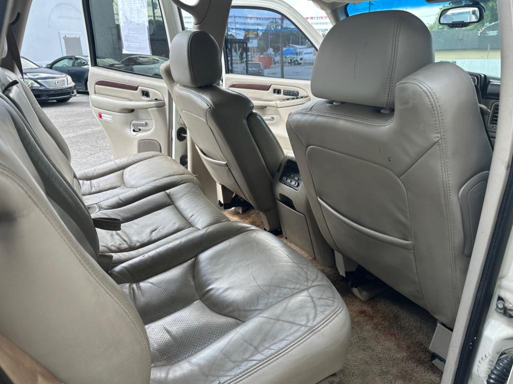 2003 Cadillac Escalade