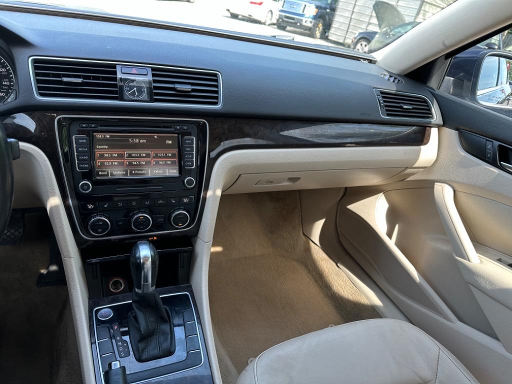 2014 Volkswagen Passat
