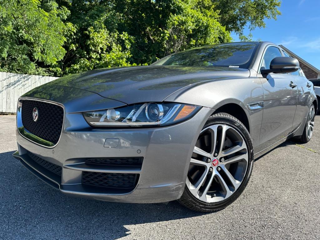 2017 Jaguar XE