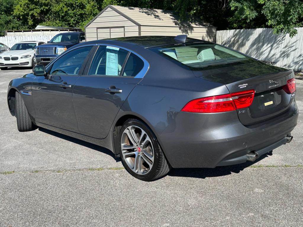 2017 Jaguar XE