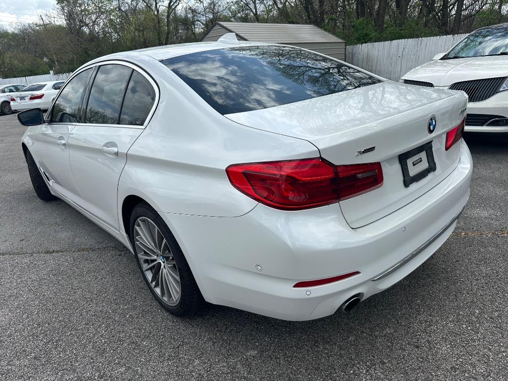 2019 BMW 530i