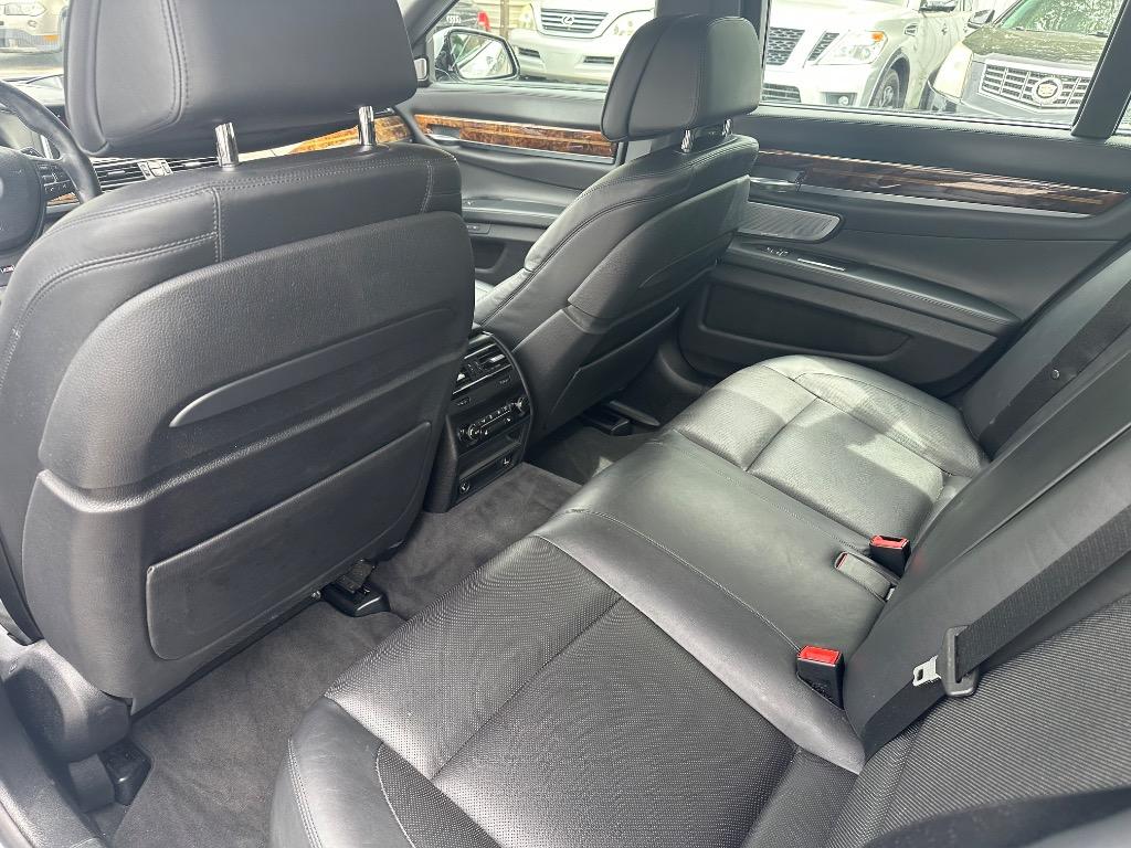 2015 BMW 750Li