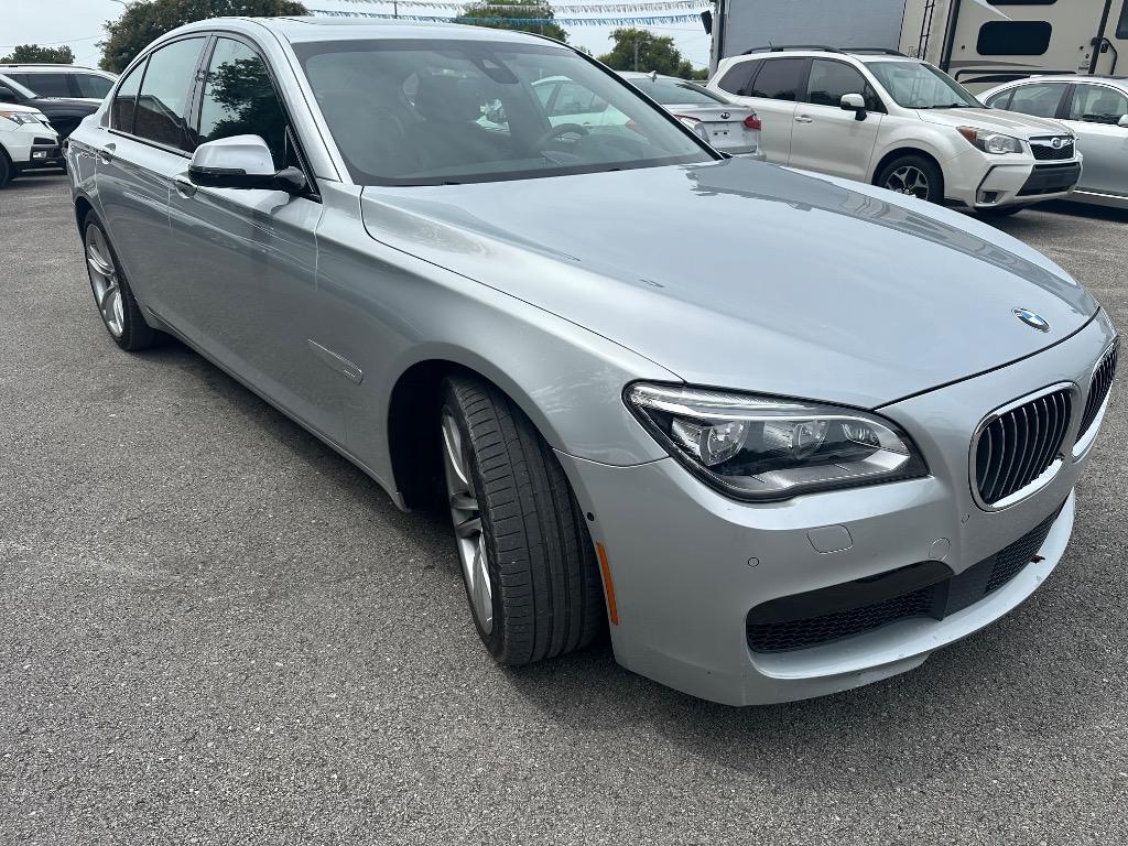 2015 BMW 750Li