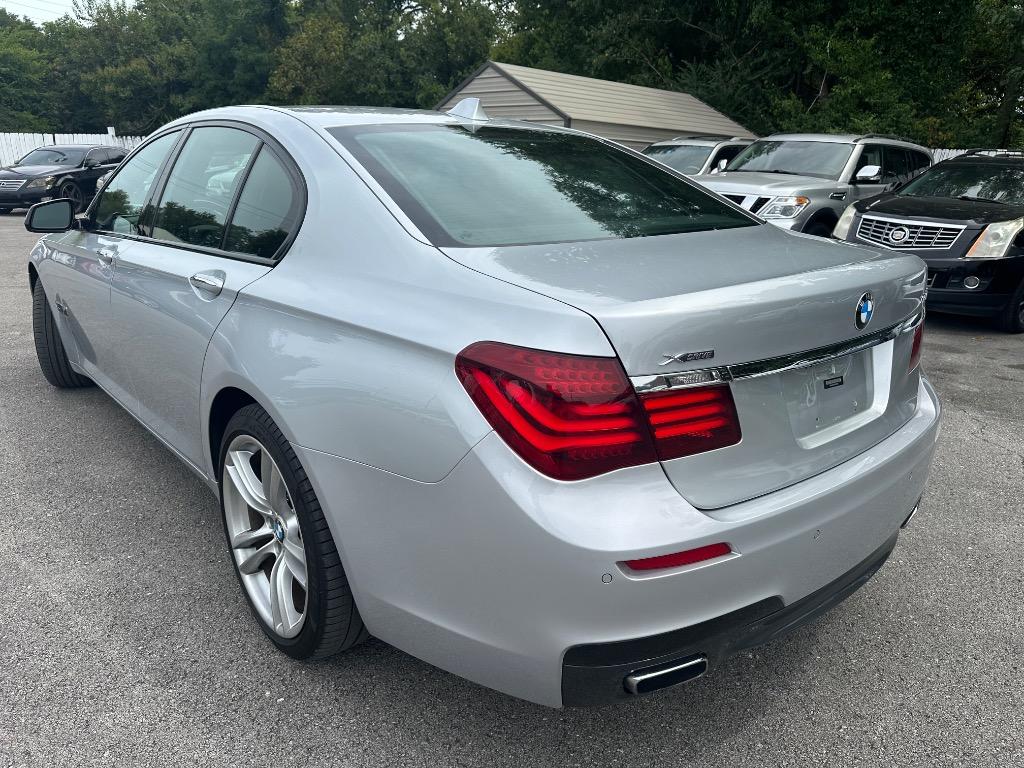 2015 BMW 750Li