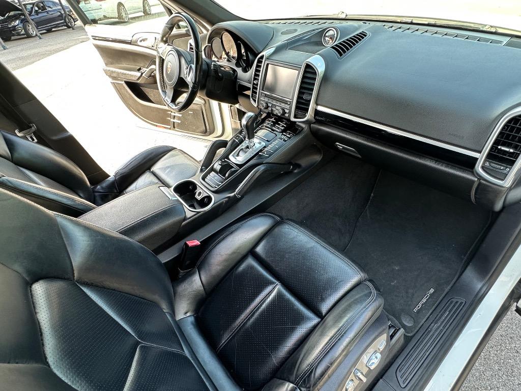 2014 Porsche Cayenne