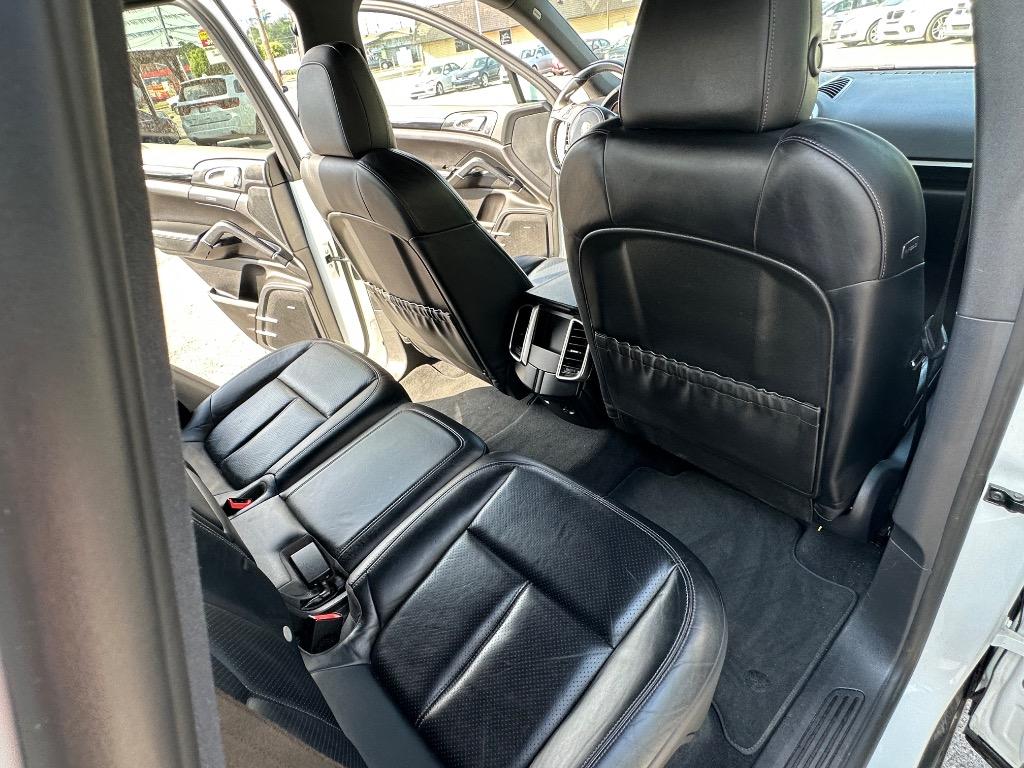 2014 Porsche Cayenne
