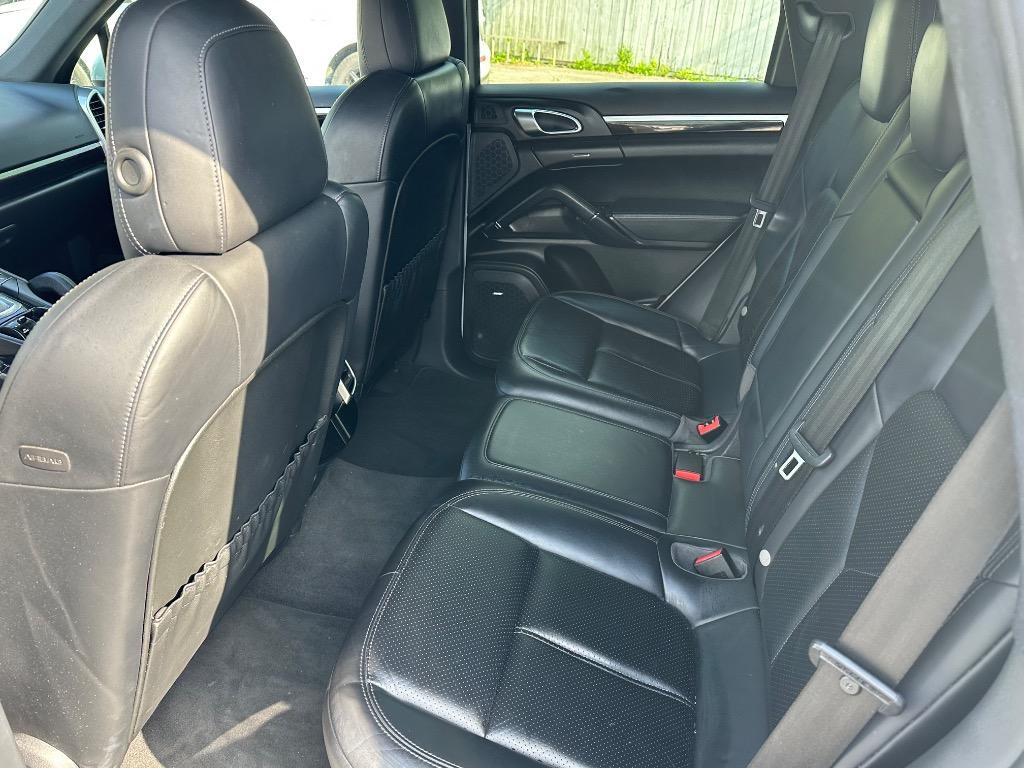 2014 Porsche Cayenne