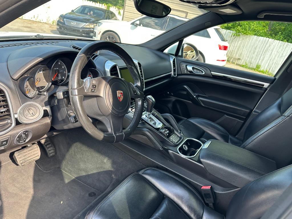 2014 Porsche Cayenne