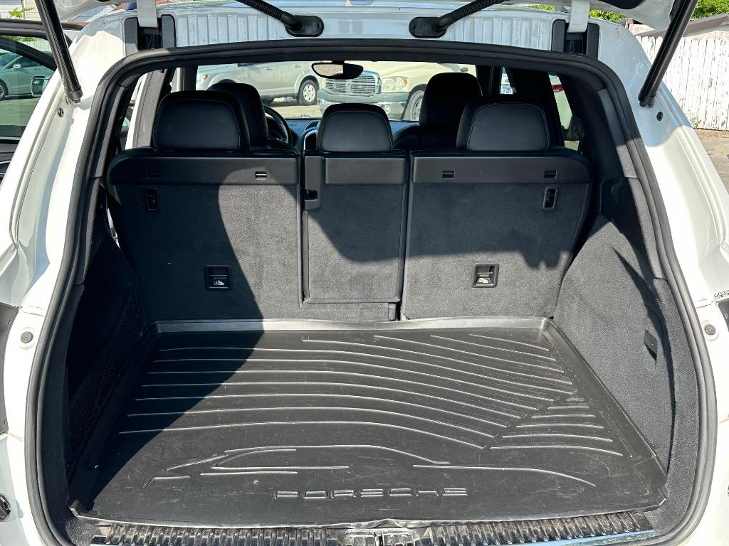 2014 Porsche Cayenne