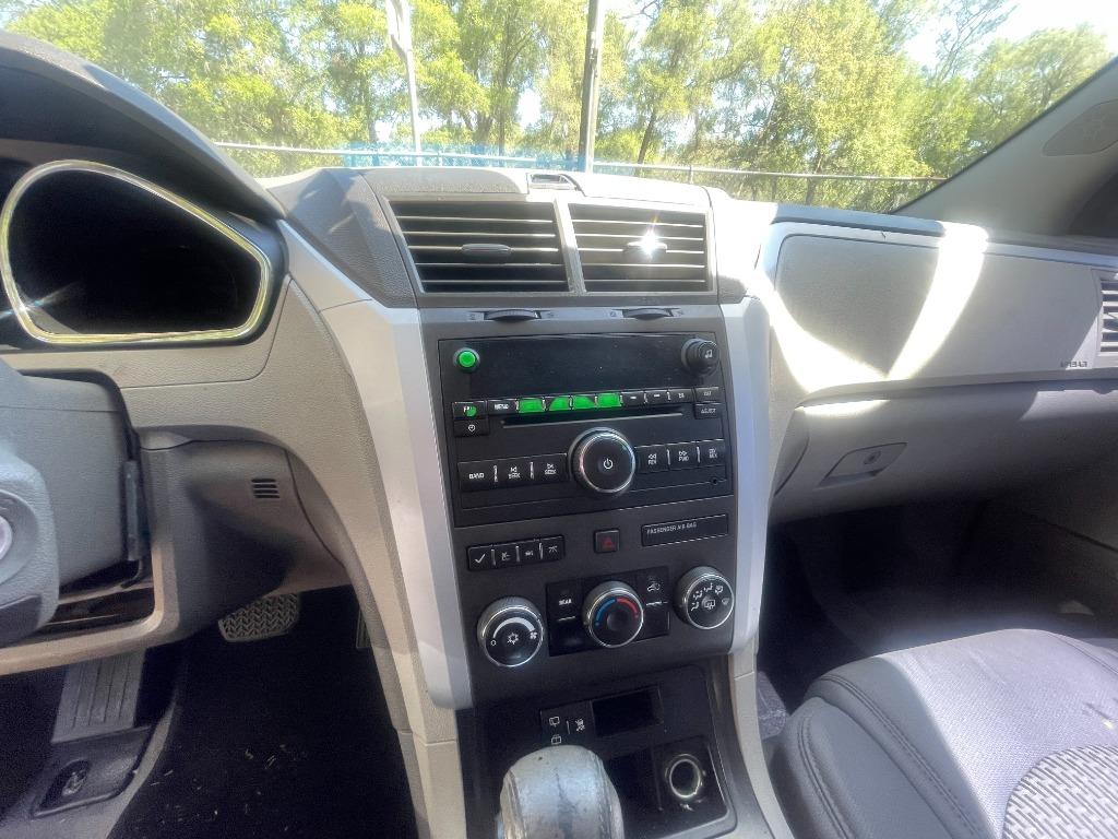 2011 Chevrolet Traverse - $6,200