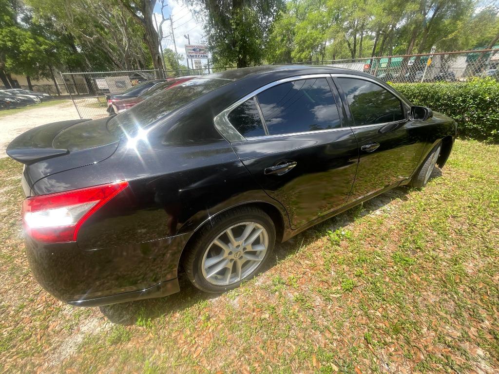 2009 Nissan Maxima - $5,200