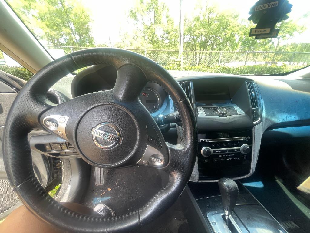 2009 Nissan Maxima - $5,200
