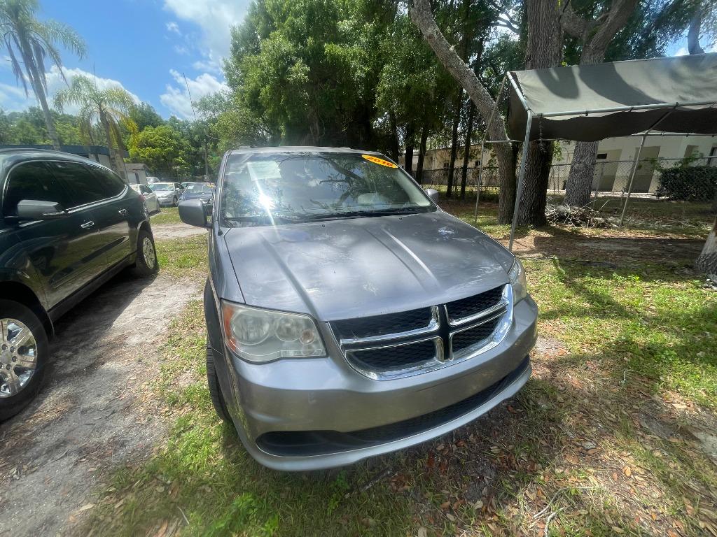 2016 Dodge Grand Caravan - $7,200