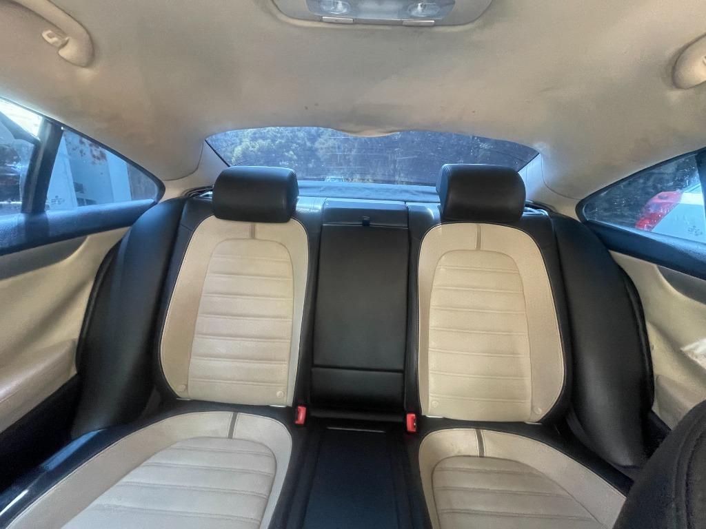 2011 Volkswagen CC Sport photo