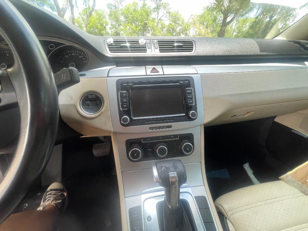 2011 Volkswagen CC Sport photo