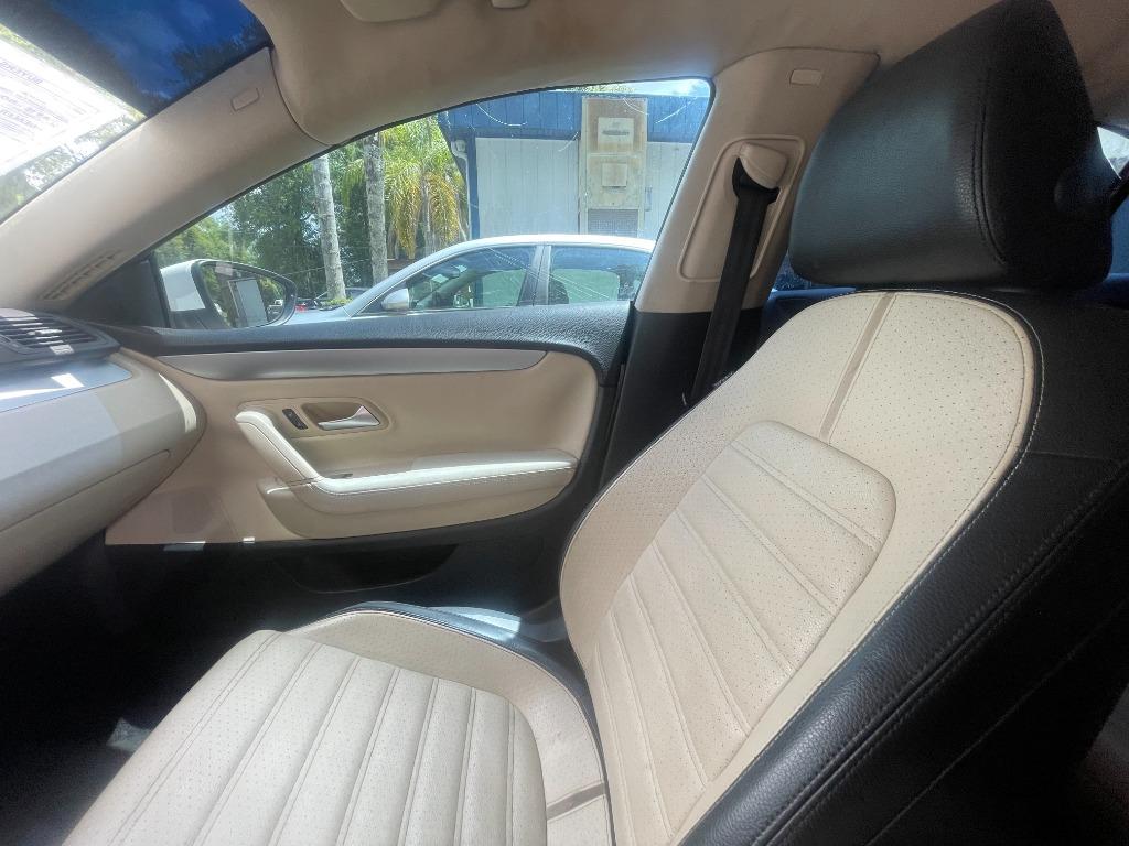 2011 Volkswagen CC Sport photo