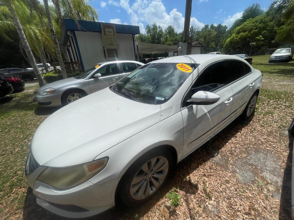 2011 Volkswagen CC Sport photo